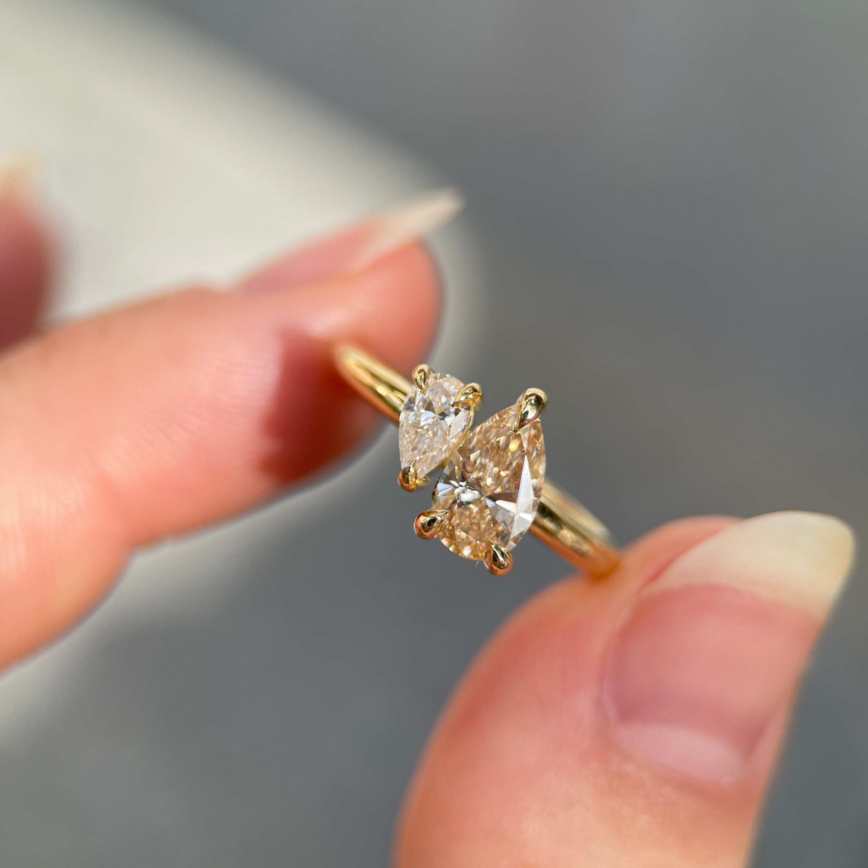 All about champagne diamonds