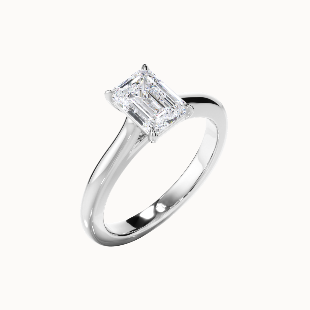 Selene Ring - Emerald Diamond