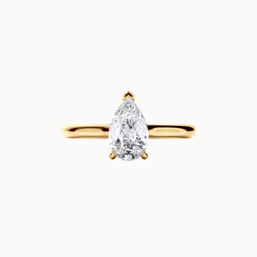 Selene Ring - Pear Diamond
