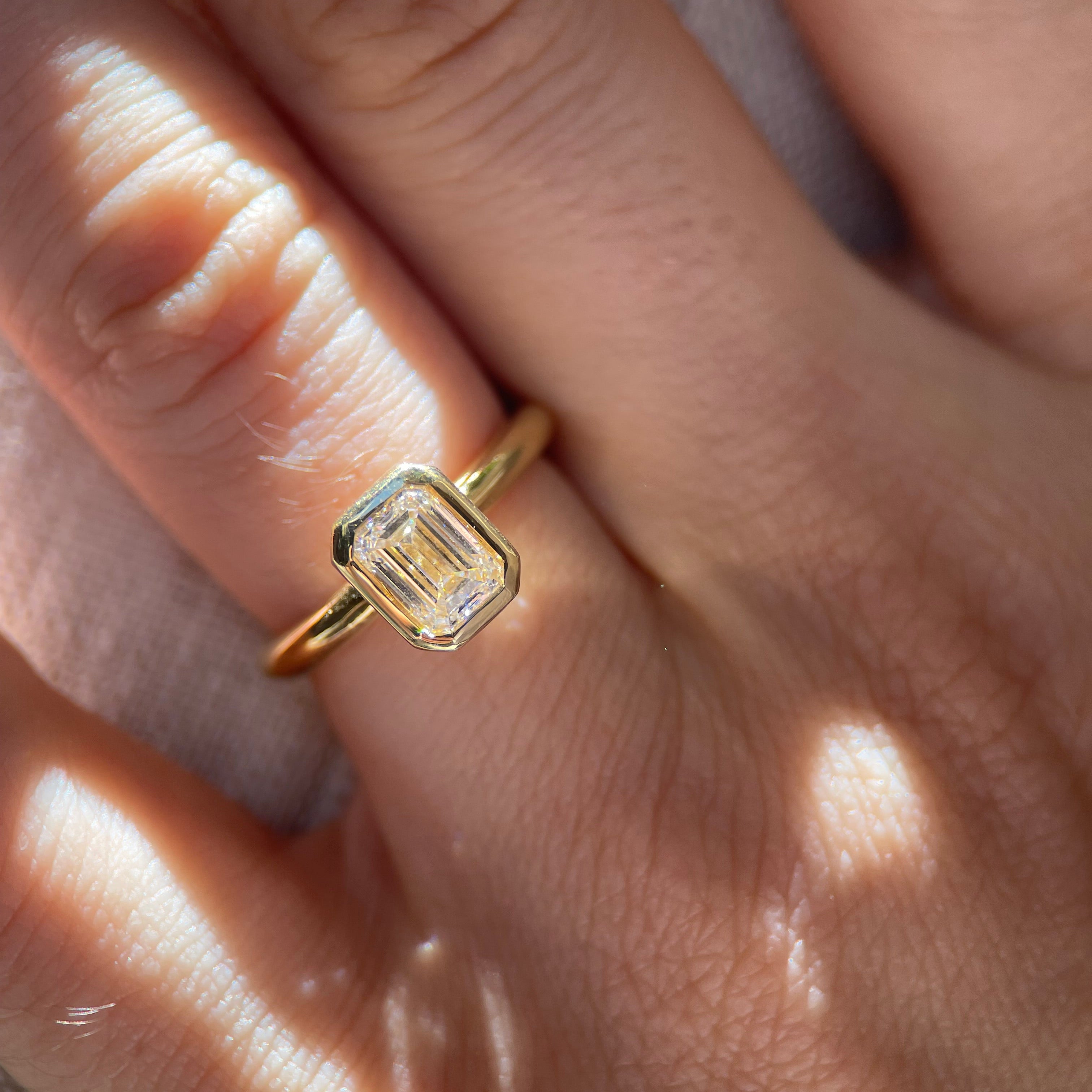 Mila Ring - 1ct lab-grown diamond D VS1