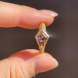 Luna Signet - Apricot Spritz