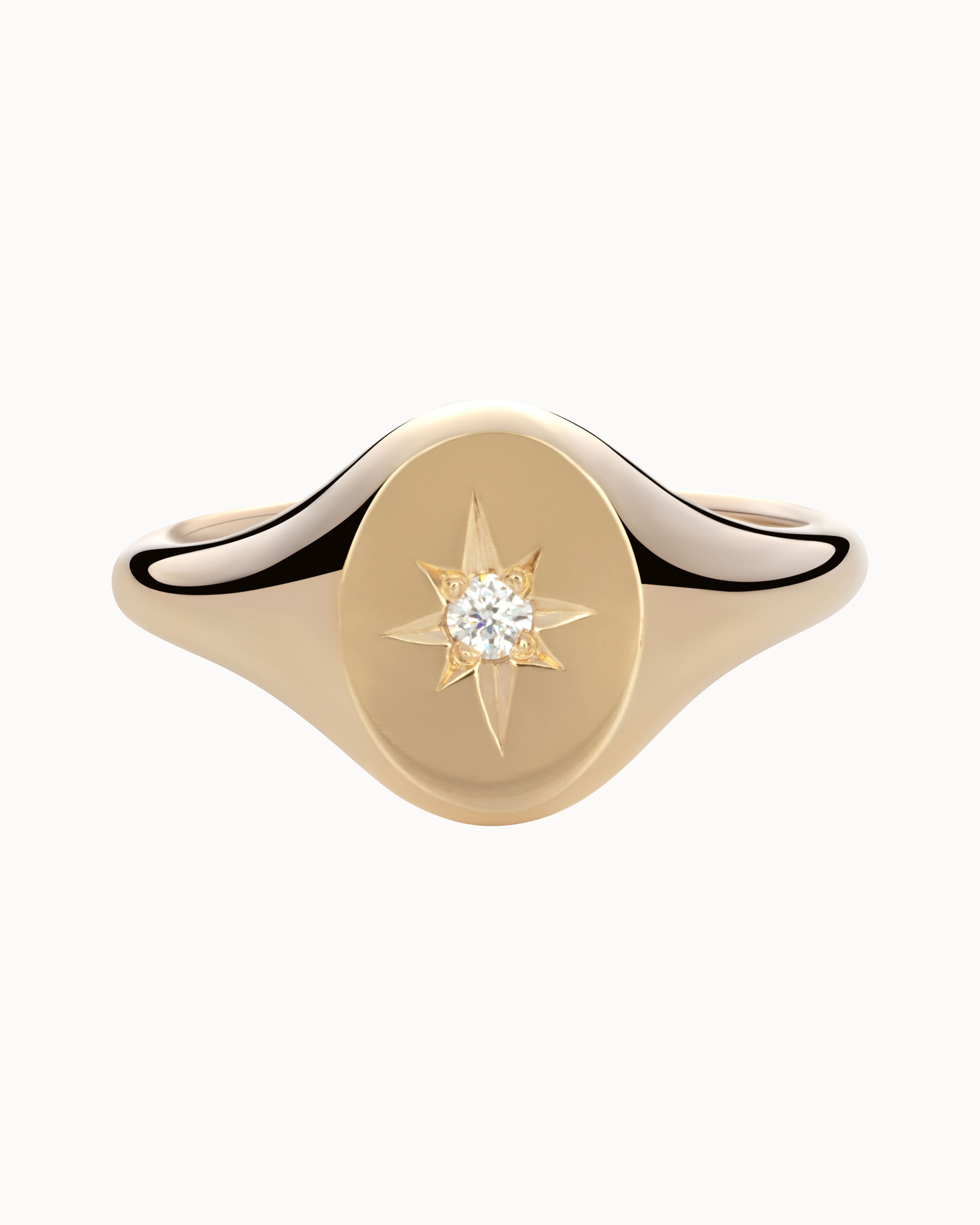 Star-Set Diamond Signet