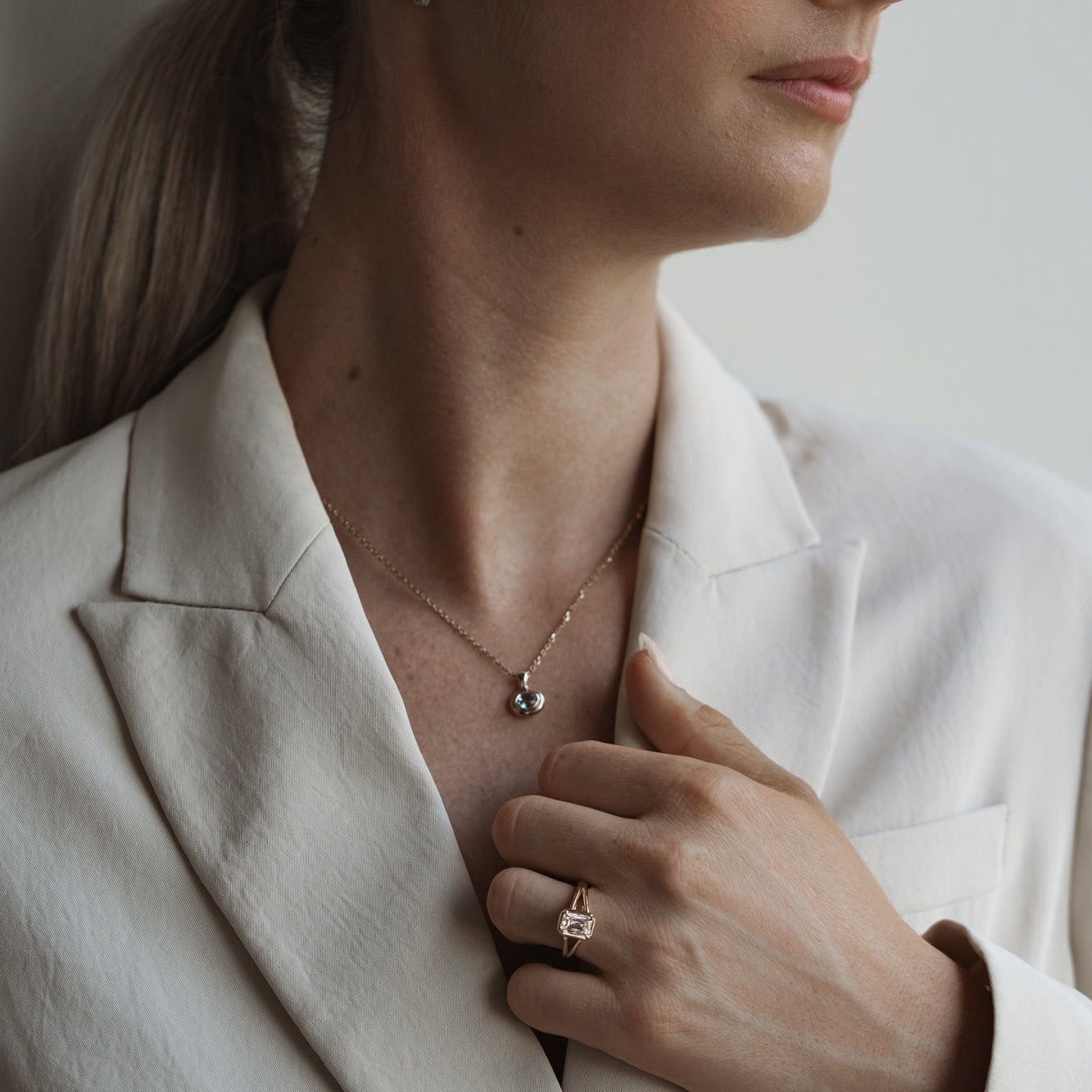 Helia Ring